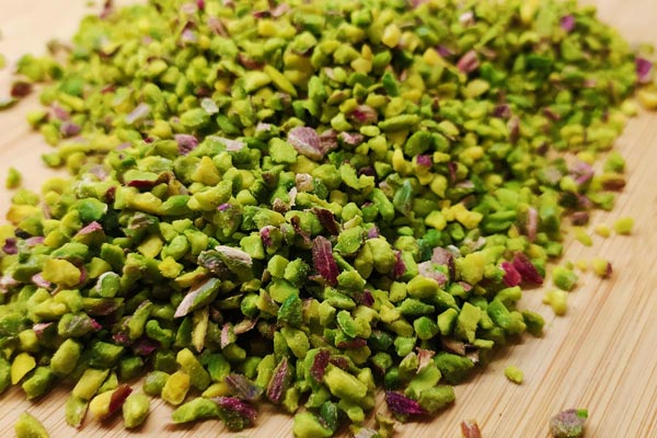 chopped pistachio