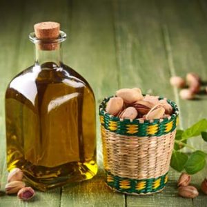 Pistachio oil