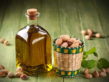 Pistachio oil