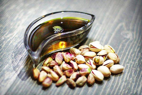 pistachio oil 