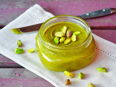 pistachio paste