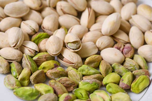 green jungle pistachio kernel