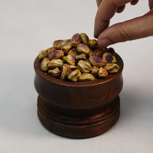 How to start an online pistachio business in 2025?