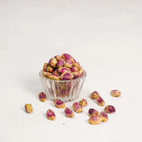 Pistachios as a luxury souvenir: An experimental marketing strategy