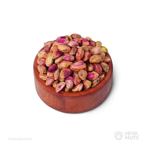 How do geopolitical factors affect the pistachio trade?